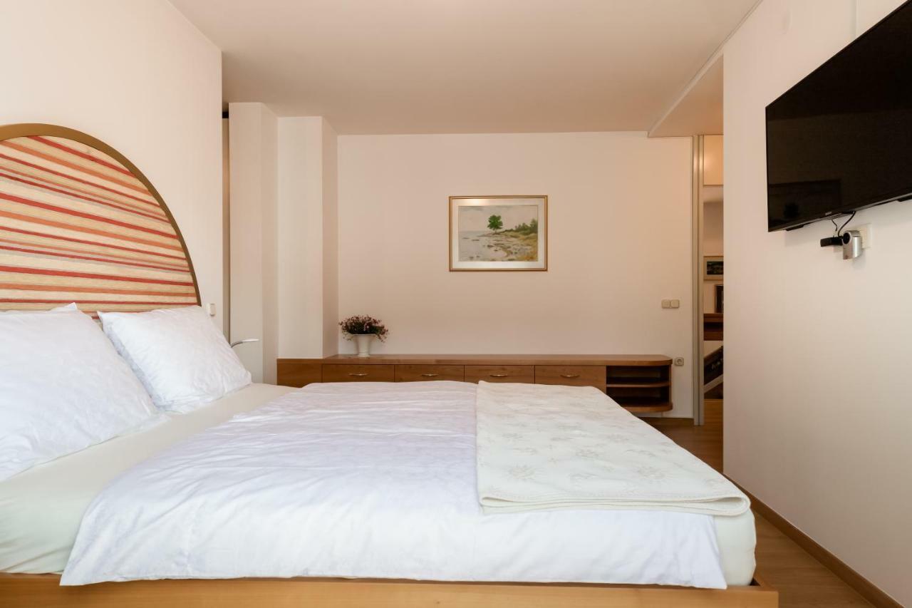 Rozna Dolina Apartment Ljubljana Extérieur photo